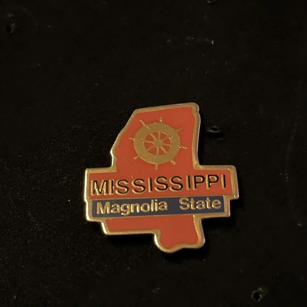 Mississippi‎ Magnolia State Lapel Hat Pin